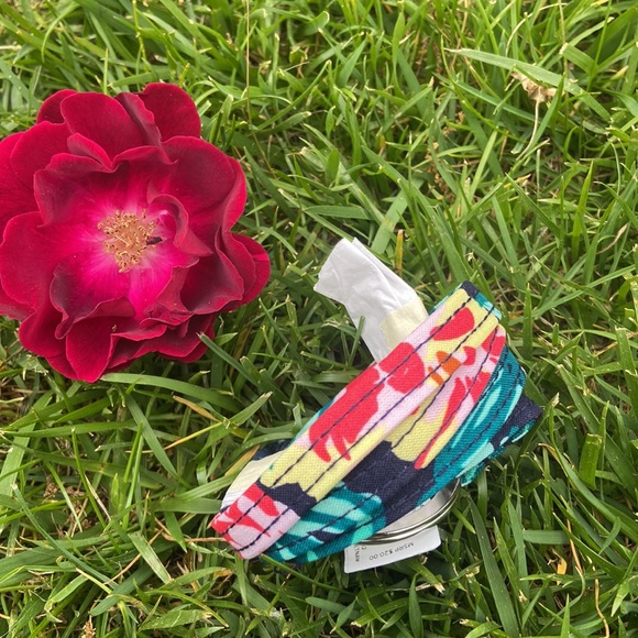 NWT Vera Bradley - Happy Blooms Breakaway Lanyard - Picture 2 of 7